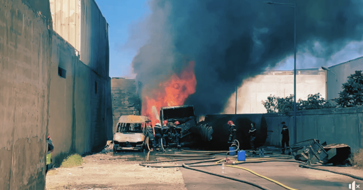 انفجار شاحنة صهريجية لنقل الفيول