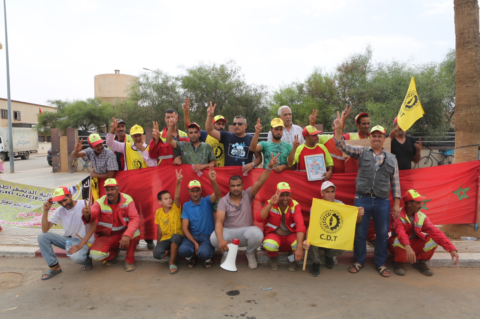 عمال أوزون بني أدرار