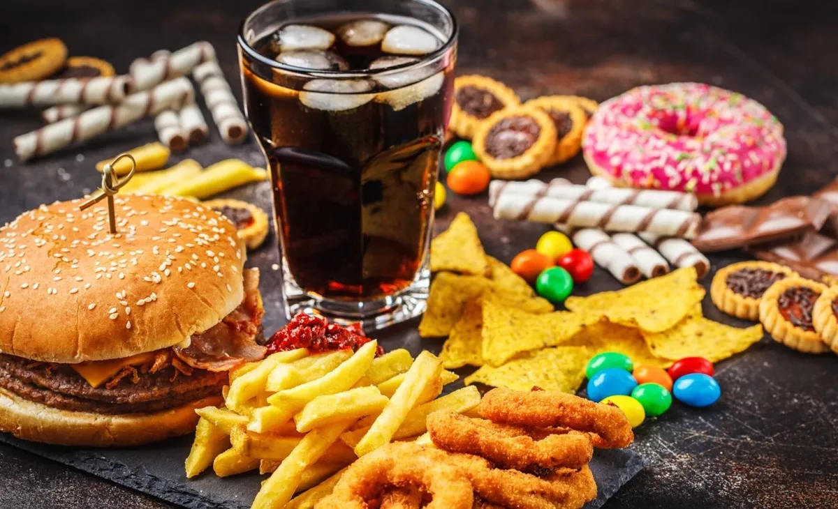 الأطعمة فائقة التصنيع 