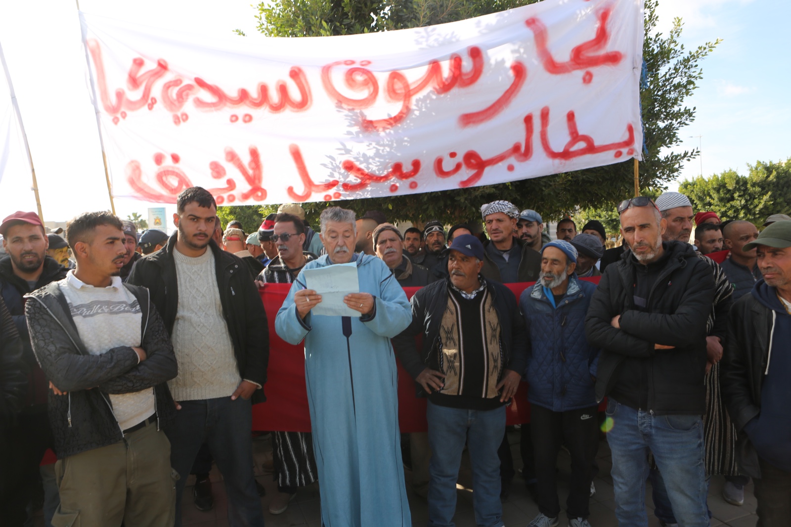 تجار سوق سيدي يحيى بوجدة